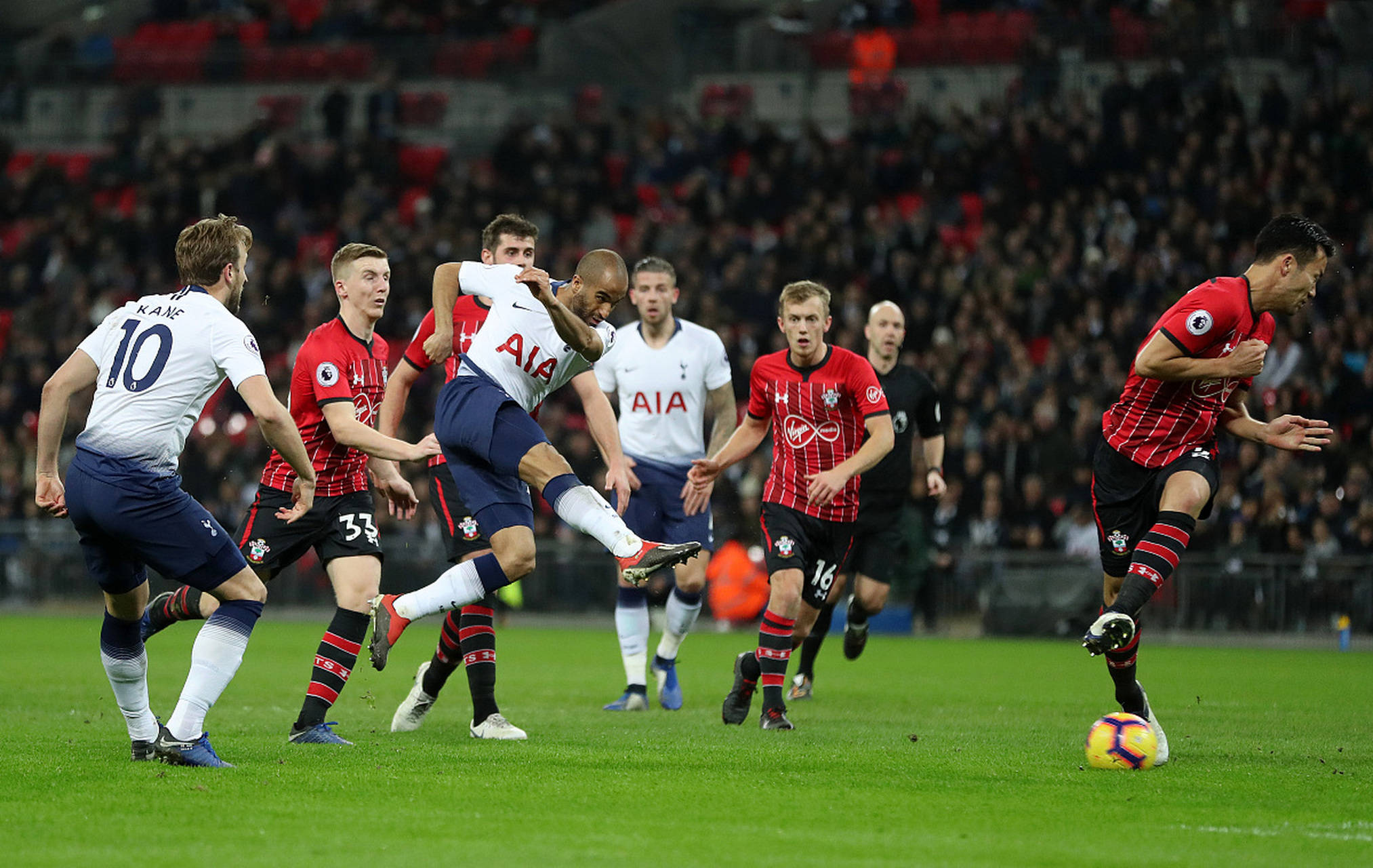 加强中场的 加强中场的