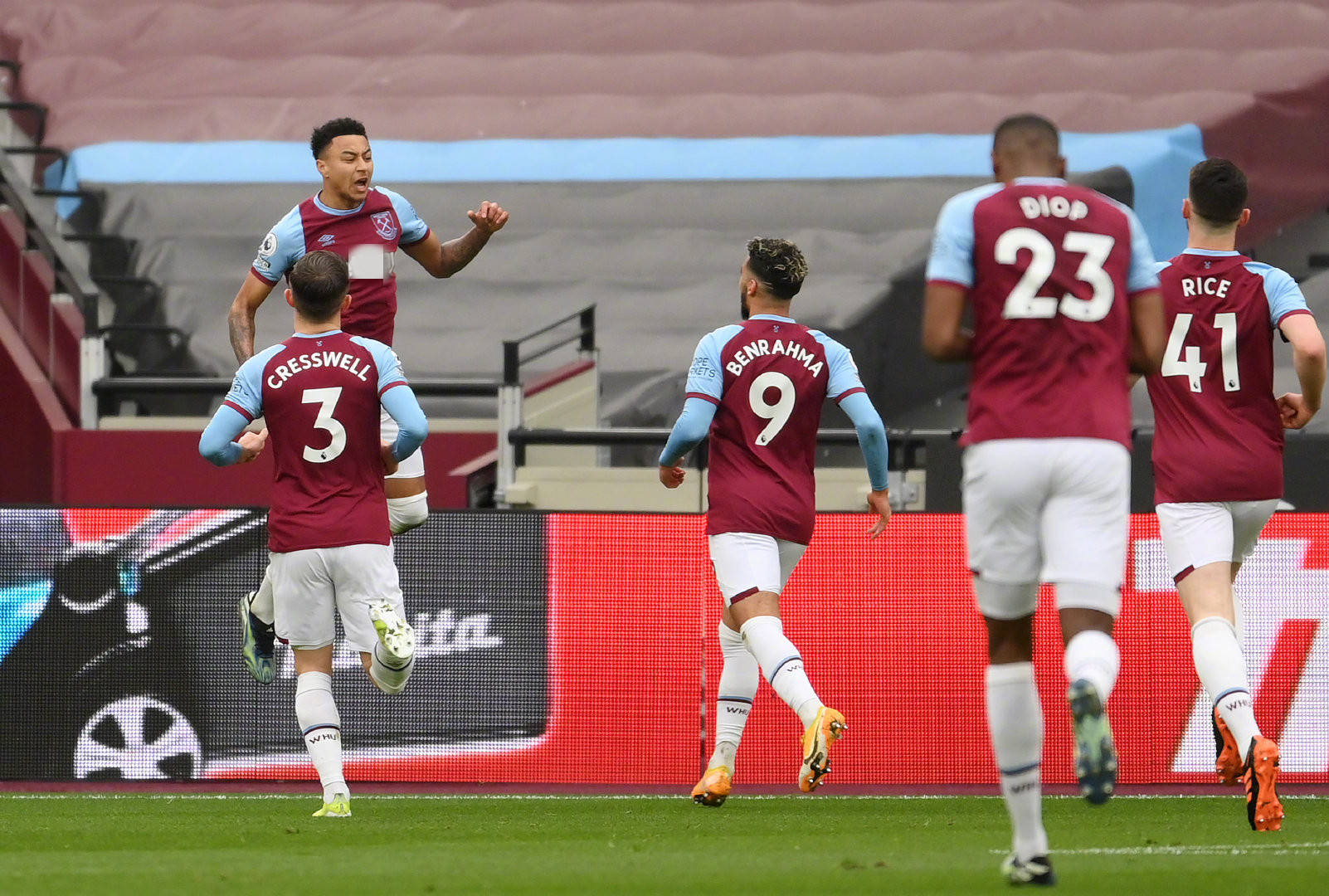 掌掴事件为 掌掴事件为