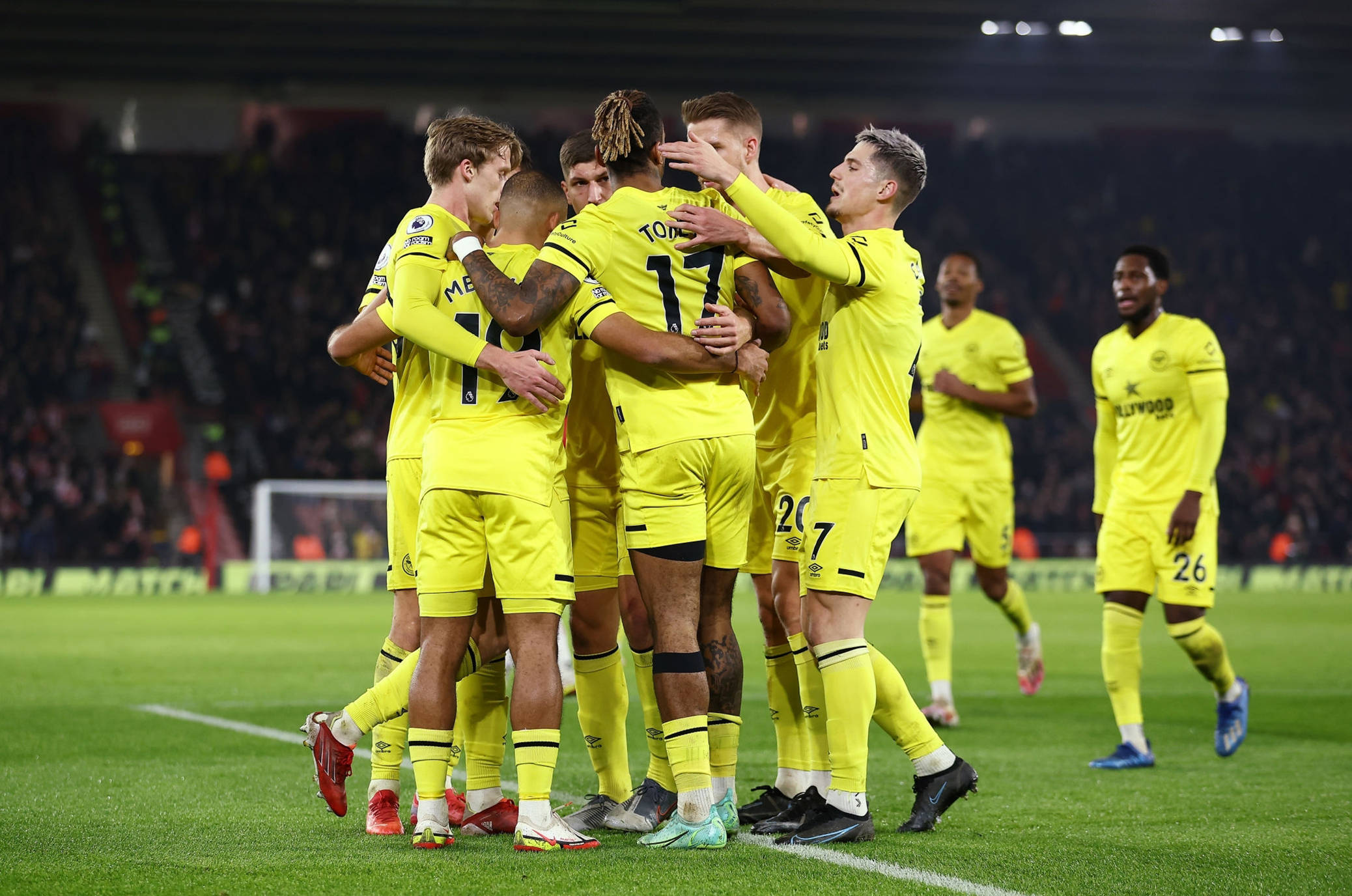 球迷需要更 球迷需要更